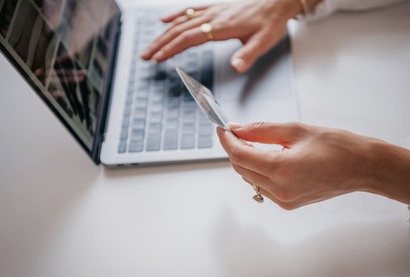 Sân trò chơi Việt